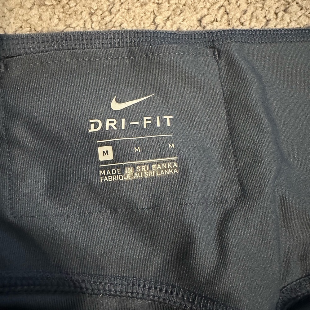 Nike Dry-Fit leggings